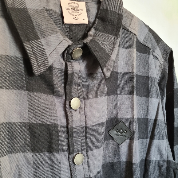 SheShreds.Co Plaid Flannel - Picture 4 of 6